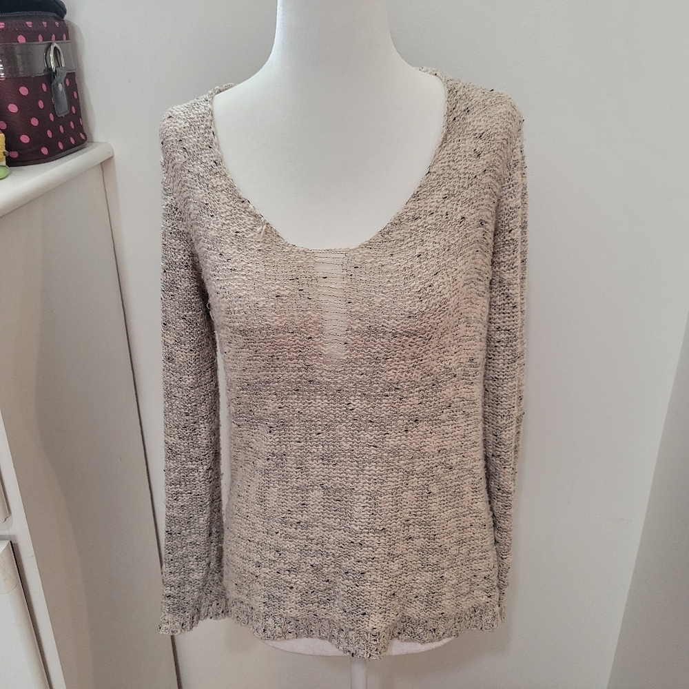 The Limited Gray And White Lightweight Distressed Sweater Oversized Small READ